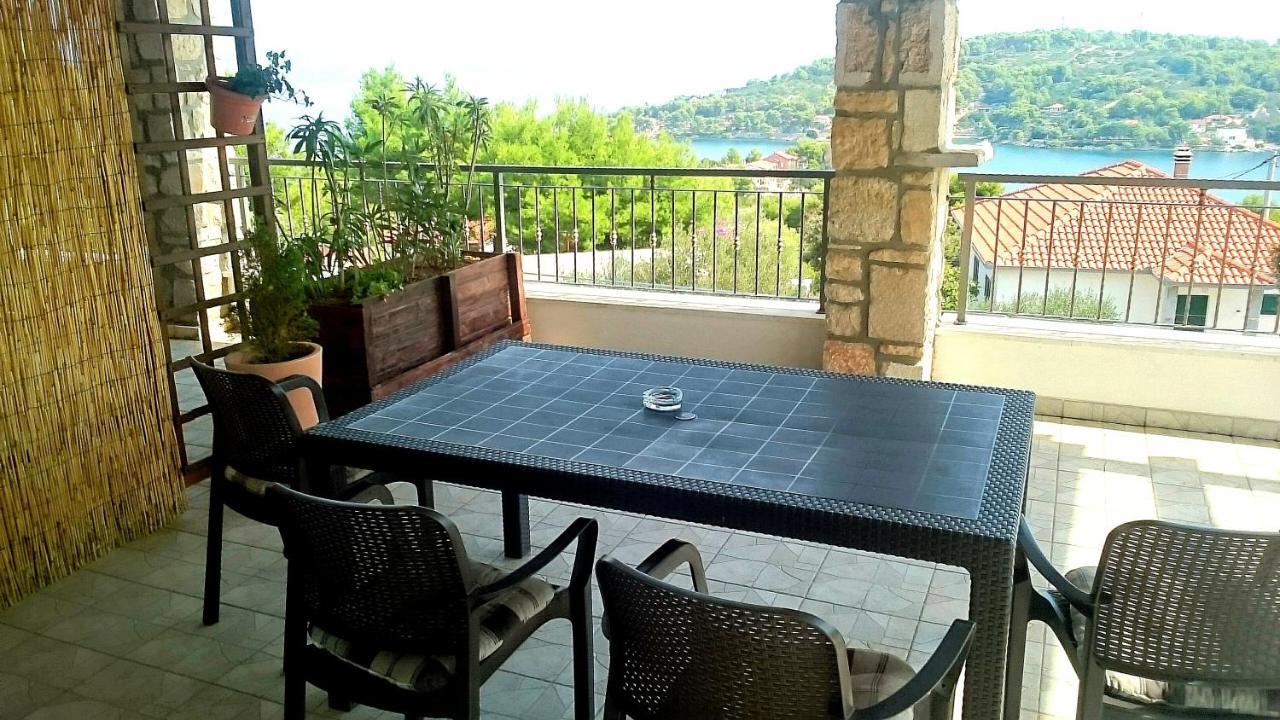 Apartments Kaic Rogač エクステリア 写真