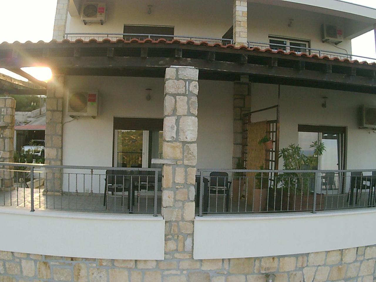 Apartments Kaic Rogač エクステリア 写真